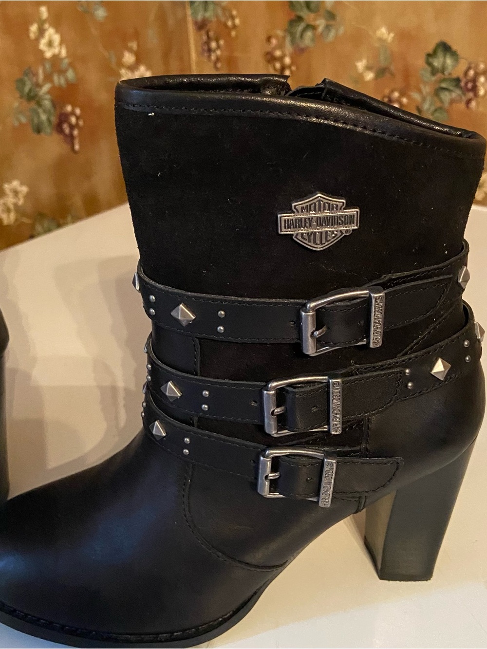 Harley Davidson Women’s  Abbey 5.5 inch fashion high heel boots.